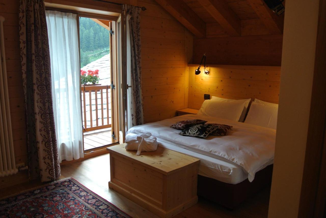 Hotel De Gletscher غريسّوني لا ترينيتي المظهر الخارجي الصورة